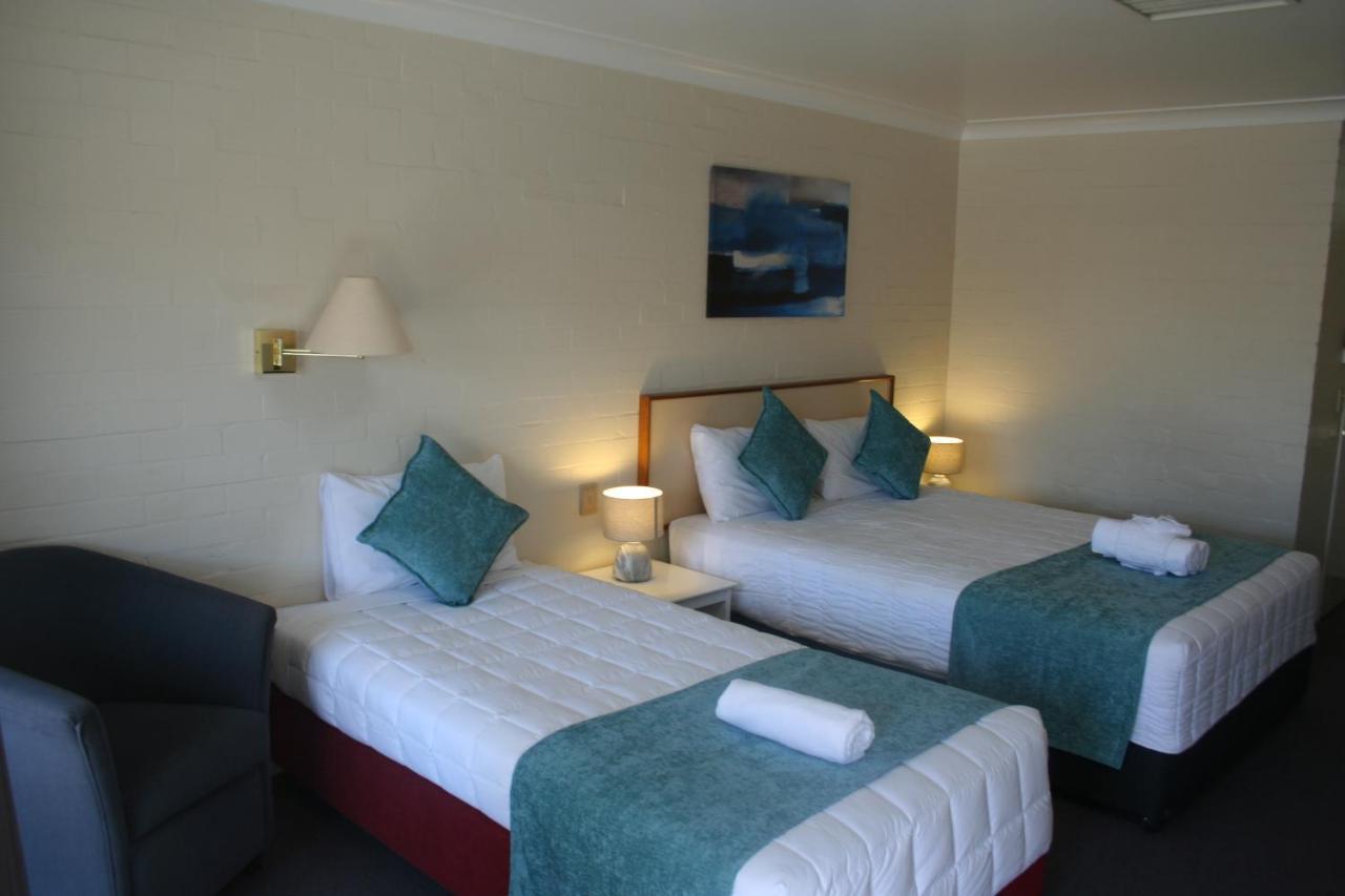 Club Motel 3*